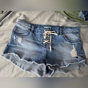 Billabong lace up shorts size medium